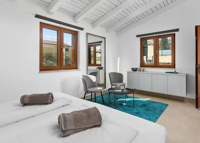 Hardy By Vendégház