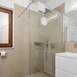 Hardy By 4* Frata